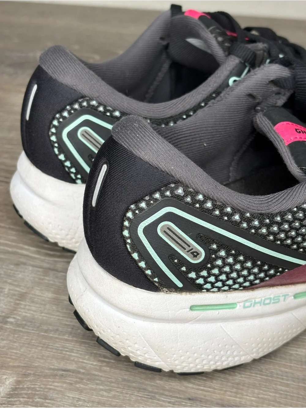 Brooks Ghost 14 Women's Size 8.5 B (Medium) Running Shoes Black Excellent